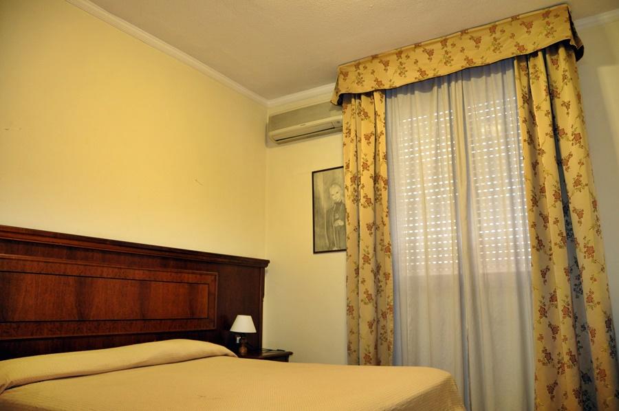 Hotel Cinecitta Рим Экстерьер фото