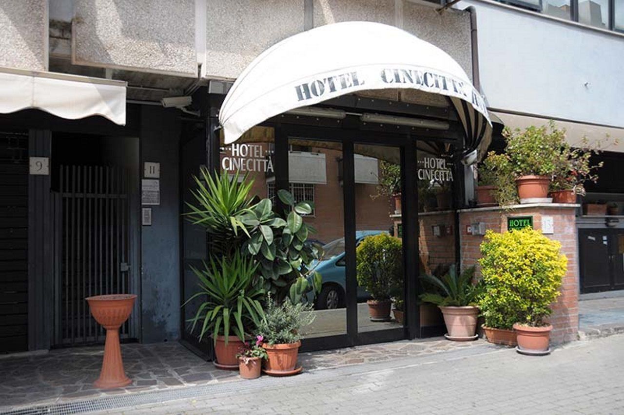 Hotel Cinecitta Рим Экстерьер фото